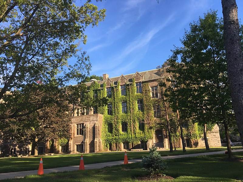医博类-麦克马斯特大学