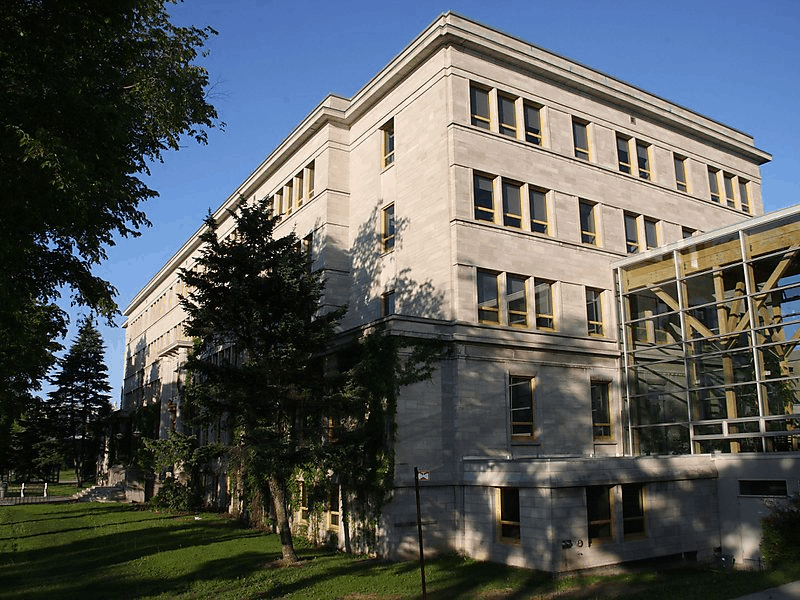 医博类-拉瓦尔大学
